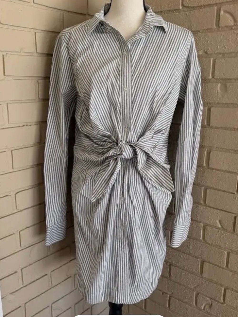 Norma Kamali tie waist shirt dress gray and white size Small
